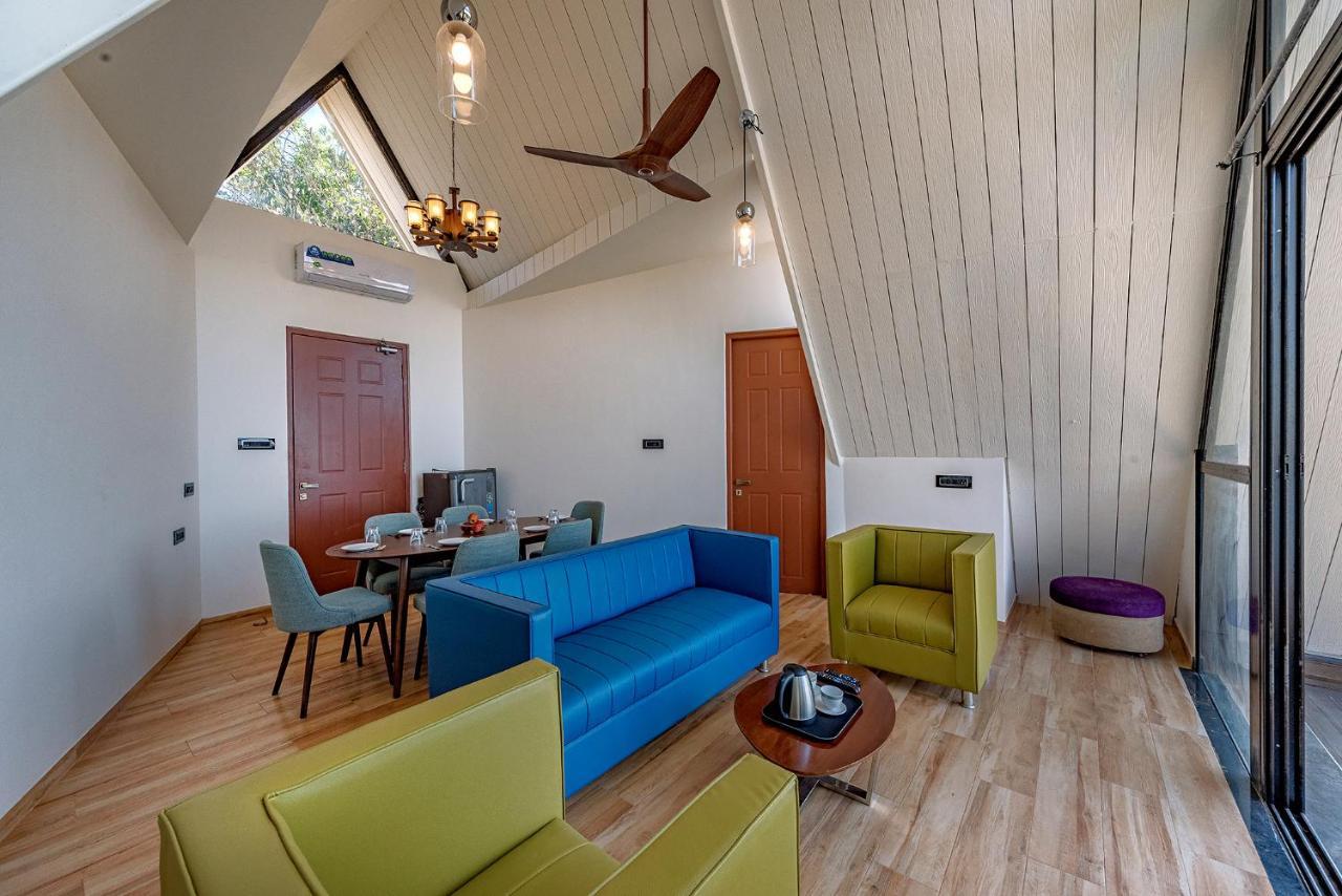 Saffronstays Harrier Crest, Lonavala - A Frame Villa With Bathtub Serving Delicious Veg Food Exterior foto